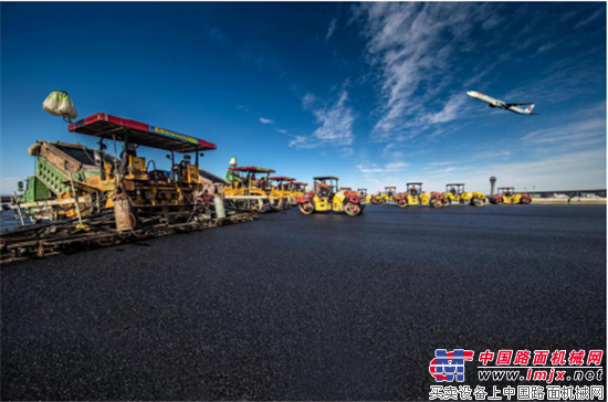 中大機(jī)械：不走尋常路 傳承匠心成就中國(guó)公路攤鋪專(zhuān)家